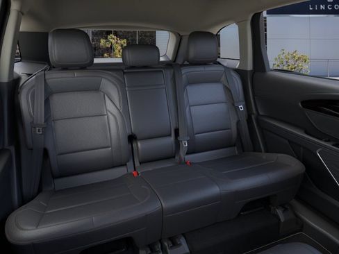 New 2026 Lincoln Nautilus Premier AWD/4WD image 11