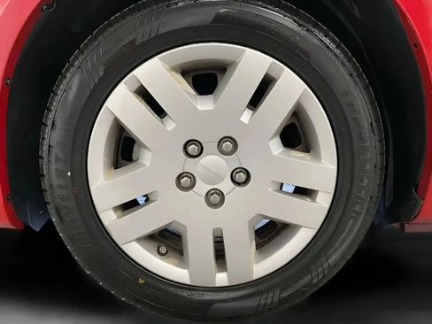 Used 2011 Dodge Avenger Express FWD image 24