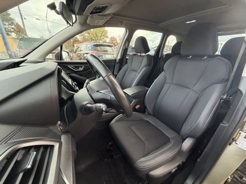 Used 2022 Subaru Forester Premium image 10
