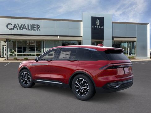 New 2026 Lincoln Nautilus Premier image 4