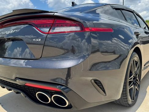 Used 2023 Kia Stinger GT2 RWD image 13