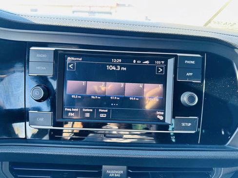 Used 2019 Volkswagen Jetta GLI image 12