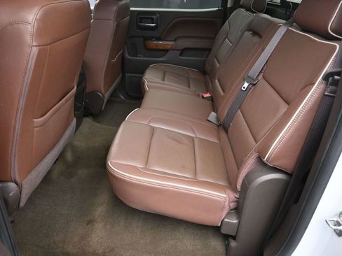 Used 2017 Chevrolet Silverado 1500 High Country image 10