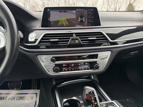 Used 2022 BMW 750i xDrive 750i xDrive w/ Executive Package image 16