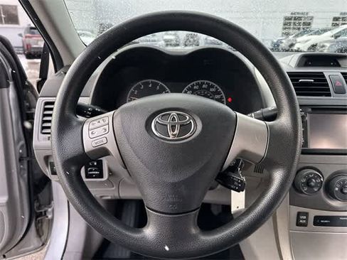 Used 2013 Toyota Corolla LE image 7