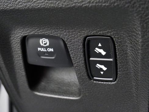 Used 2019 RAM 1500 Rebel w/ Level 2 Equipment Group AWD/4WD image 27