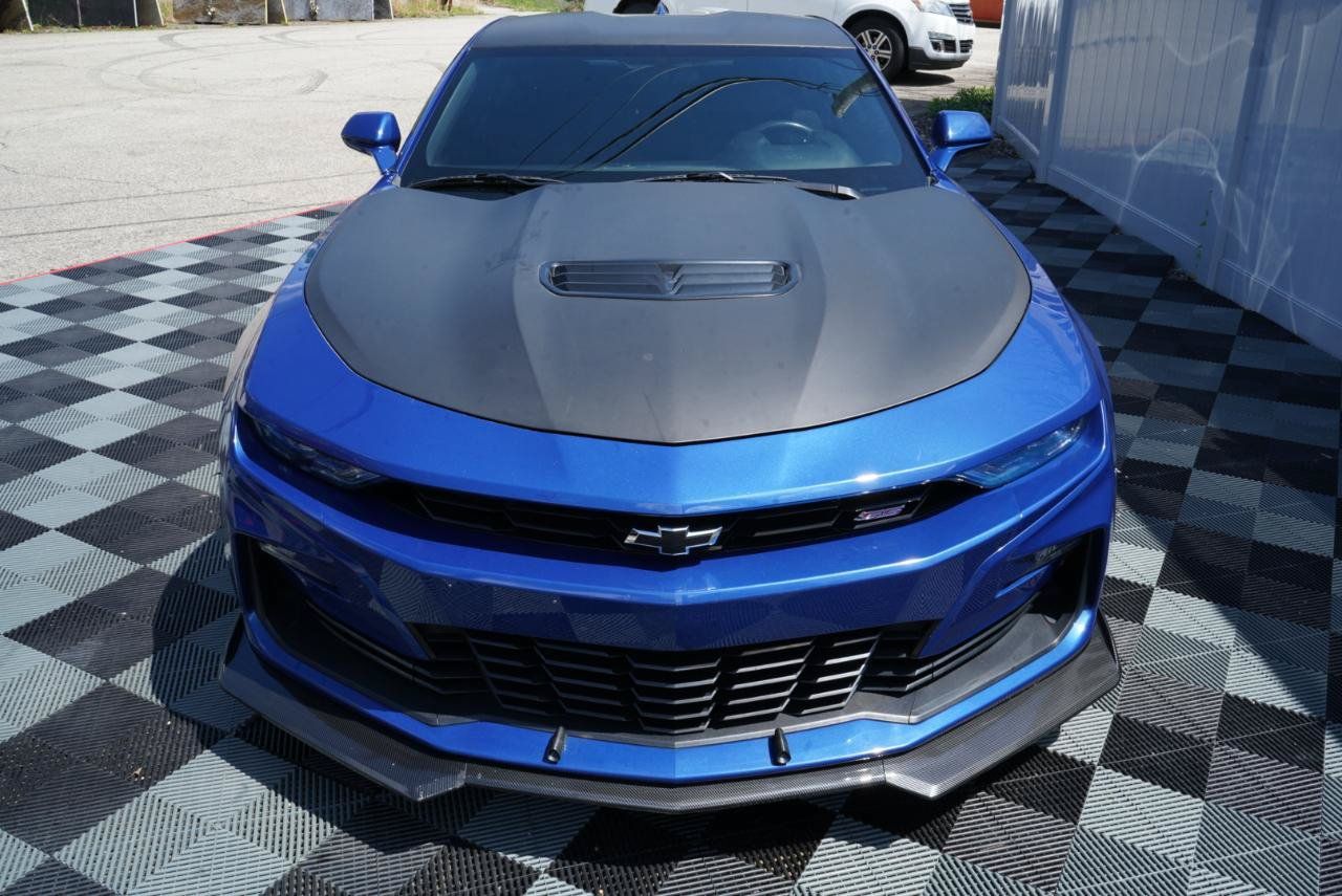 Used 2020 Chevrolet Camaro SS RWD image 14