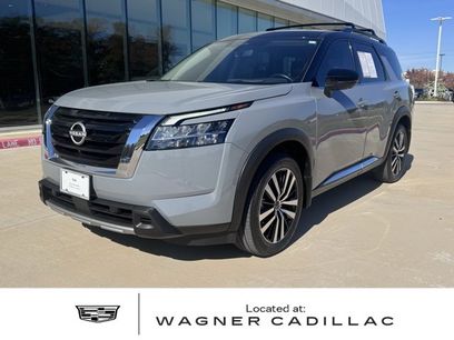 Used 2023 Nissan Pathfinder Platinum w/ Cargo Package