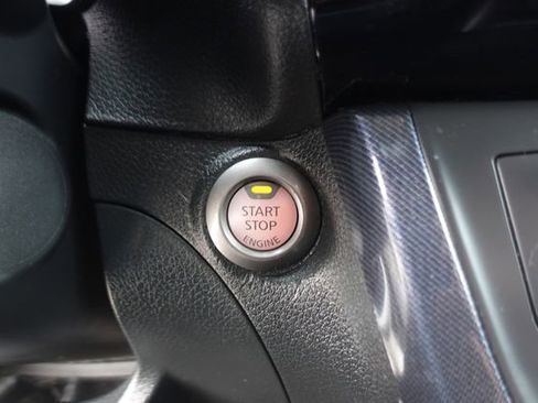 Used 2019 Nissan Sentra SR w/ Exterior Package image 19