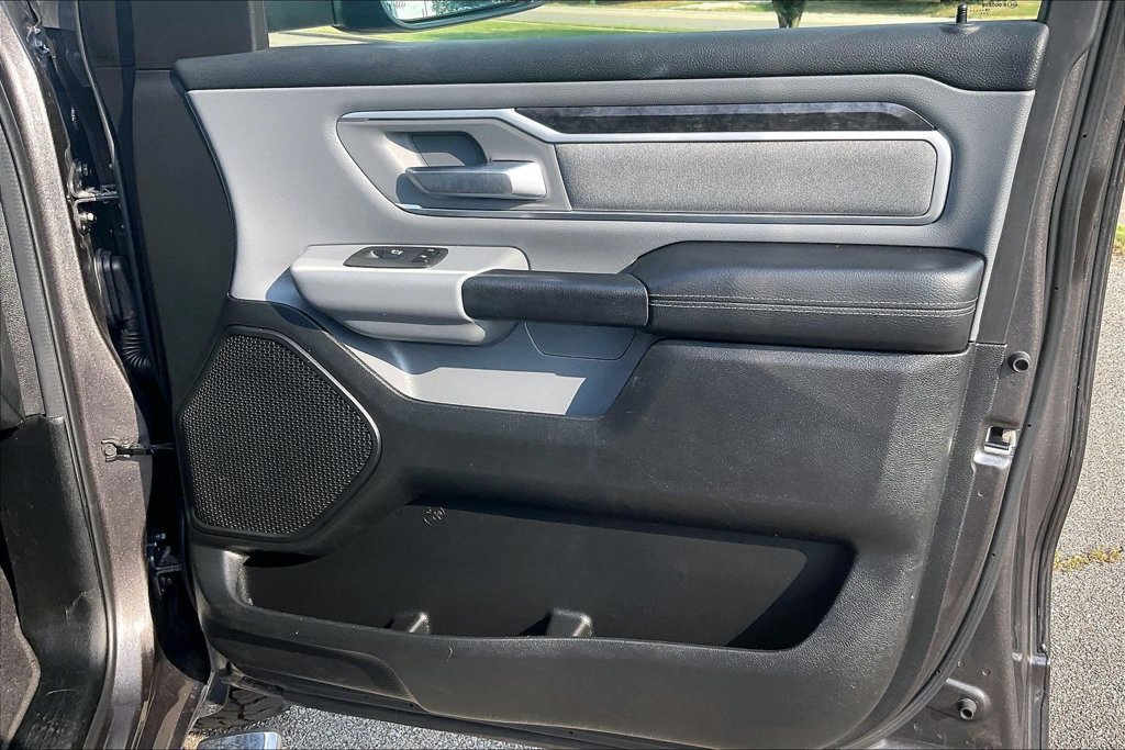 Used 2020 RAM 1500 Big Horn AWD/4WD image 24