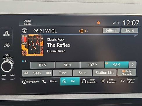 New 2026 Honda Odyssey Touring image 11