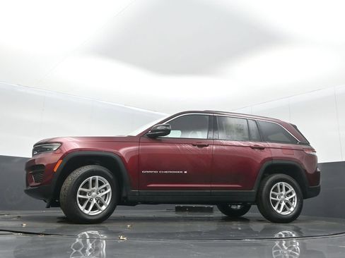 New 2026 Jeep Grand Cherokee Laredo image 31