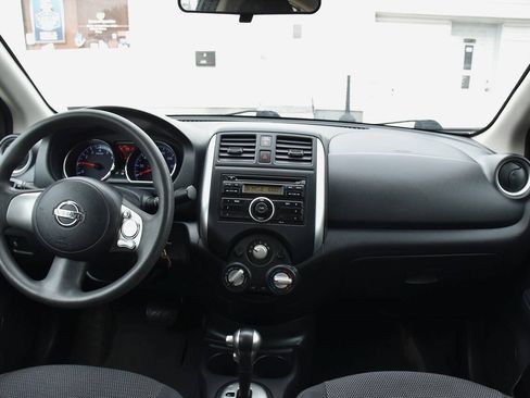 Used 2014 Nissan Versa SV FWD image 15