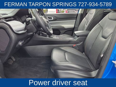 Used 2022 Jeep Compass Latitude w/ Sun and Sound Group AWD/4WD image 14