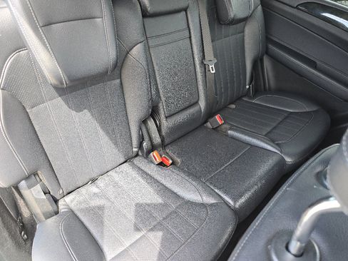Used 2017 Mercedes-Benz GLS 450 4MATIC image 18