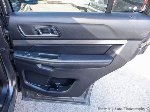 Used 2019 Ford Explorer XLT w/ Equipment Group 202A image 27