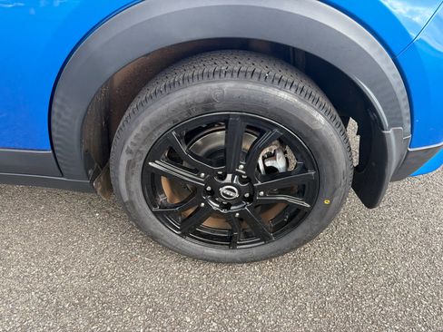 Used 2022 Nissan Kicks SV FWD image 5