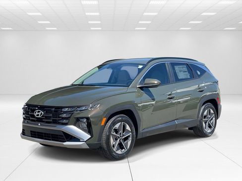 New 2026 Hyundai Tucson SEL FWD image 3