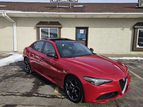 Used 2018 Alfa Romeo Giulia Ti w/ Nero Edizione image 2