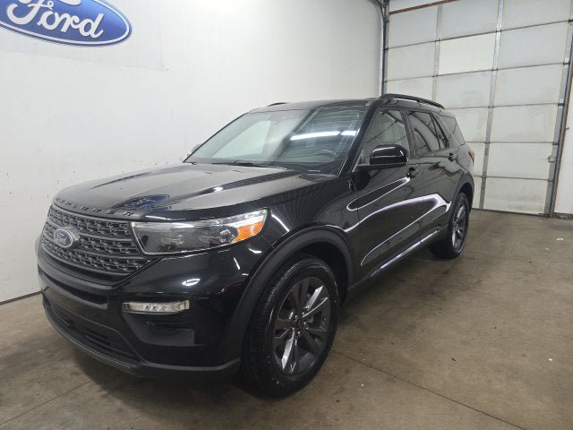 Certified 2023 Ford Explorer XLT w/ Equipment Group 202A AWD/4WD image 26