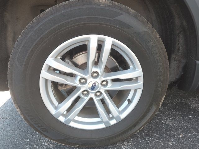 Used 2022 Ford Explorer XLT AWD/4WD image 19