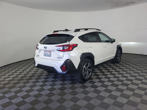 Used 2026 Subaru Crosstrek 2.0i Premium image 4