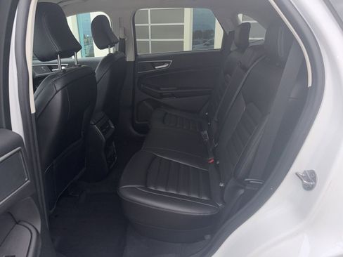 Used 2024 Ford Edge SEL w/ Convenience Package AWD/4WD image 6