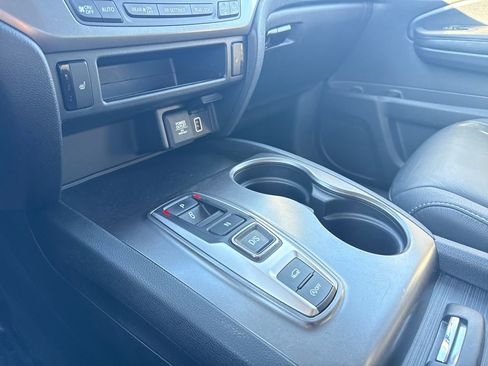 Used 2022 Honda Pilot Black Edition image 19