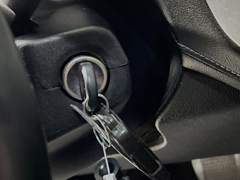 Used 2019 GMC Canyon SLE w/ Driver Alert Package image 23