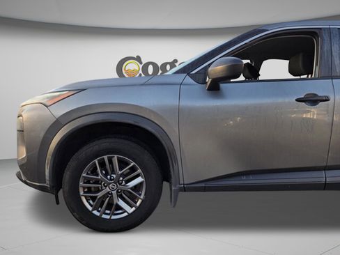 Used 2021 Nissan Rogue S image 6