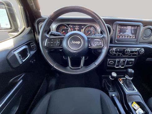 Used 2018 Jeep Wrangler Unlimited Sport S AWD/4WD image 6