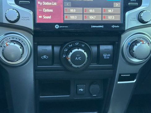 Used 2020 Toyota 4Runner SR5 Premium w/ Moonroof Package image 18