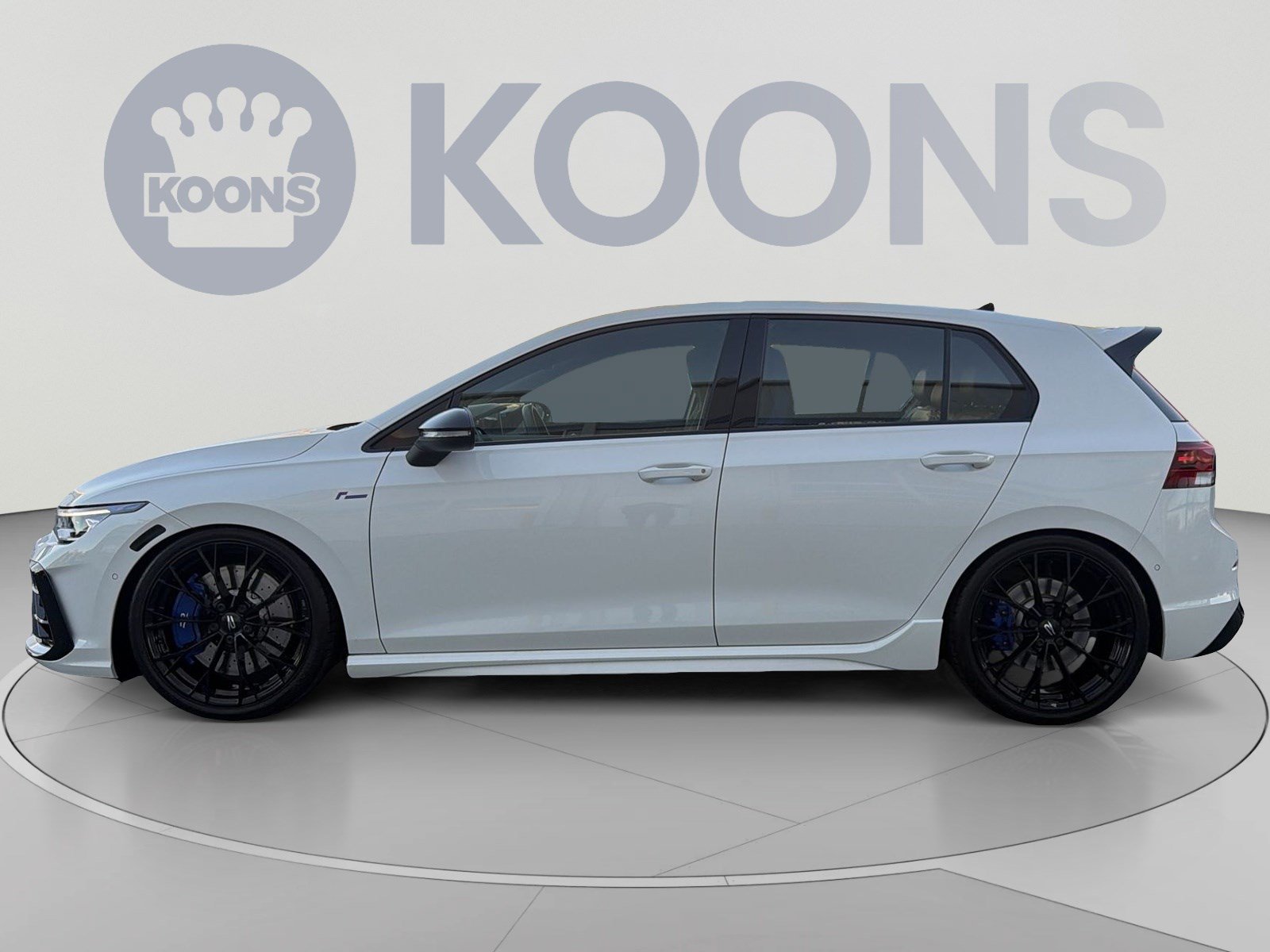 Used 2026 Volkswagen Golf AWD/4WD image 2