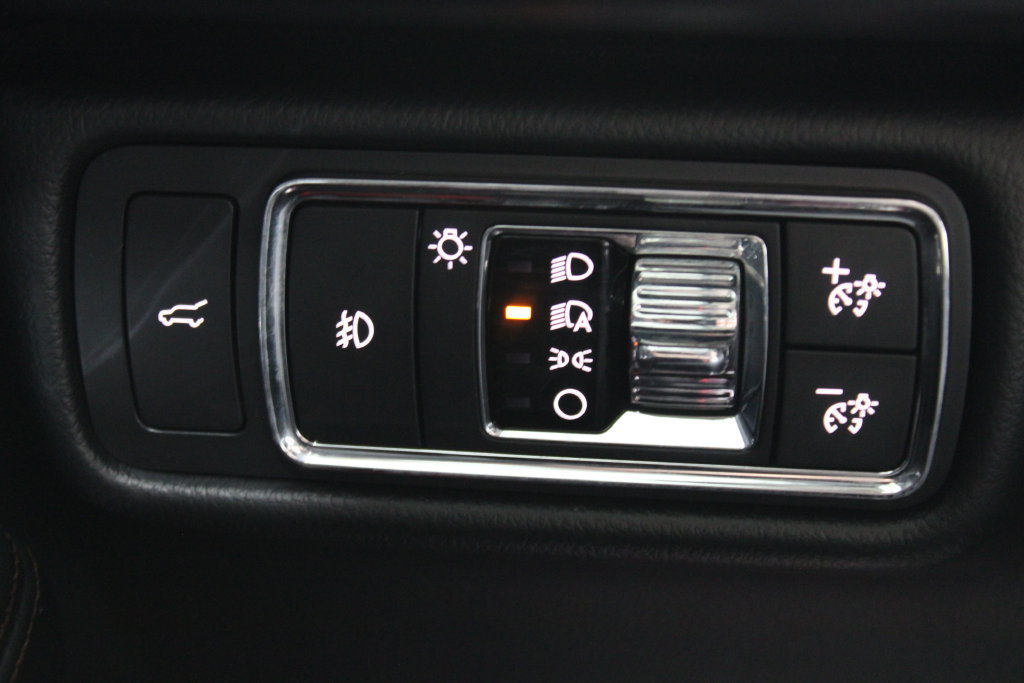 Used 2020 Lincoln Aviator Reserve w/ Elements Package Plus AWD/4WD image 42