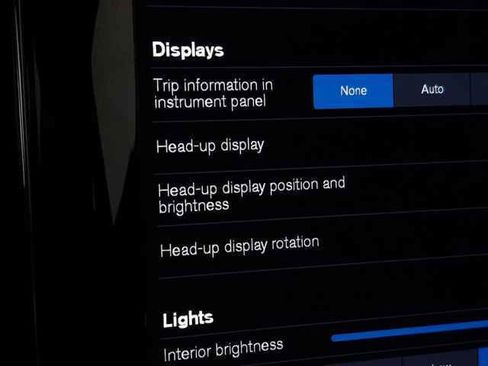 Certified 2024 Volvo XC60 T8 Ultimate w/ Protection Package Premier image 26