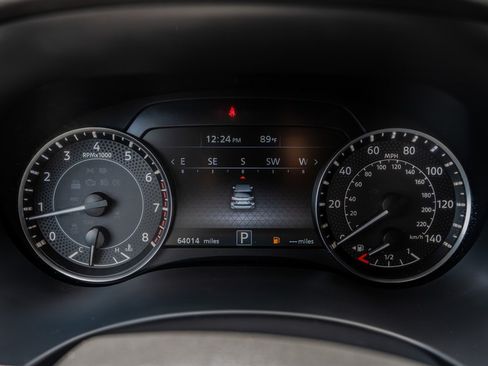 Used 2022 Nissan Armada SL w/ Midnight Edition Package RWD image 20