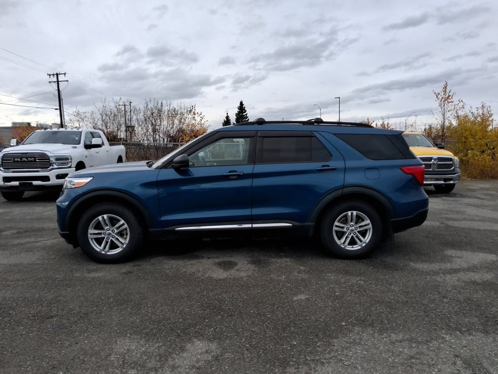 Used 2021 Ford Explorer XLT w/ Equipment Group 202A AWD/4WD image 5