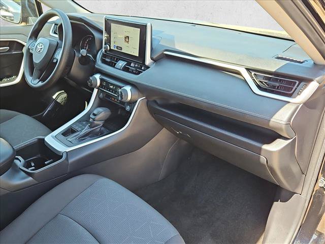 Used 2025 Toyota RAV4 XLE AWD/4WD image 21