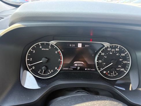 Used 2023 Nissan Rogue SL w/ SL Premium Package FWD image 17