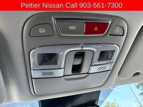 Used 2025 Kia Telluride S FWD image 21