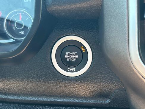 Used 2021 RAM 1500 Big Horn RWD image 40