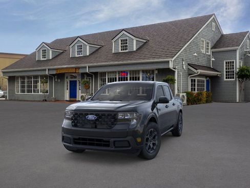 New 2025 Ford Maverick XLT w/ XLT Luxury Package image 2