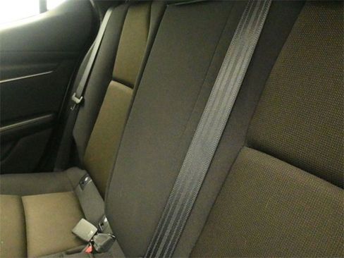 Used 2021 MAZDA MAZDA3 s image 11