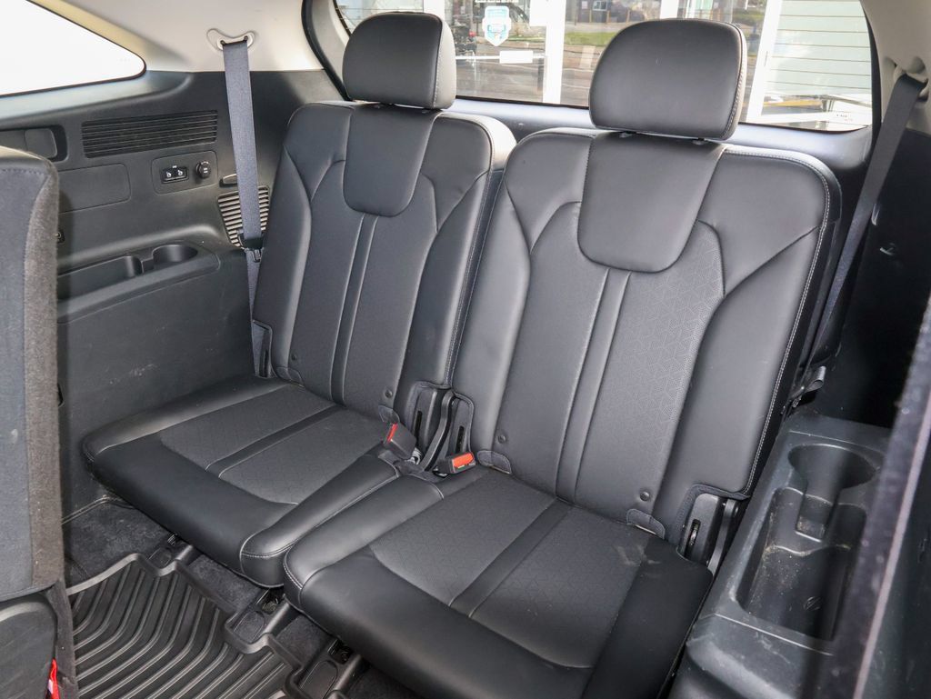 Used 2022 Kia Sorento S FWD image 15