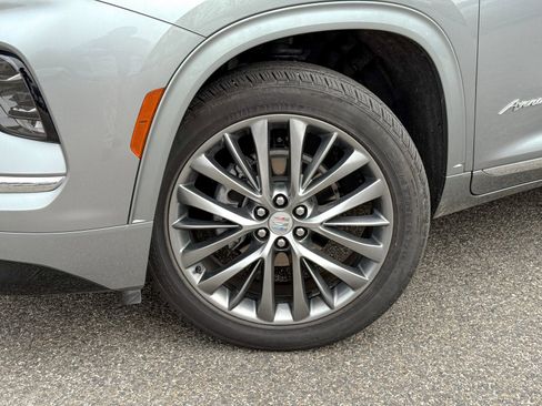 Used 2025 Buick Enclave Avenir w/ LPO, Floor Liner Package image 10