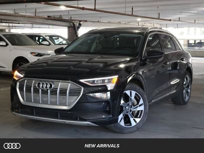 Used 2023 Audi e-tron Premium Plus w/ Premium Plus Package