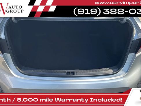 Used 2020 Toyota Corolla LE FWD image 21