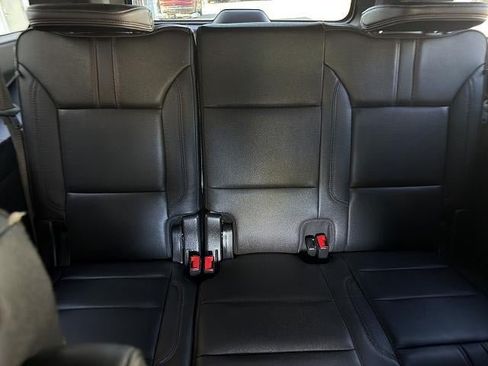 Used 2022 Chevrolet Suburban RST w/ Sport Performance Package AWD/4WD image 22