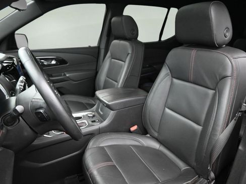 Used 2023 Chevrolet Traverse RS image 20