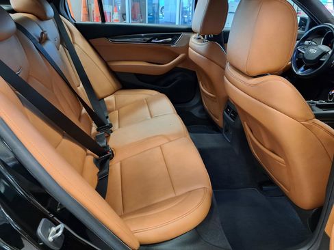 Certified 2022 Cadillac CT5 V w/ Platinum Package AWD/4WD image 14